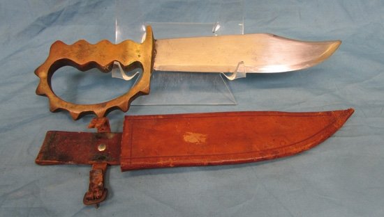  US WWII Australian Made Fighting Knife & Scabbard — image 3