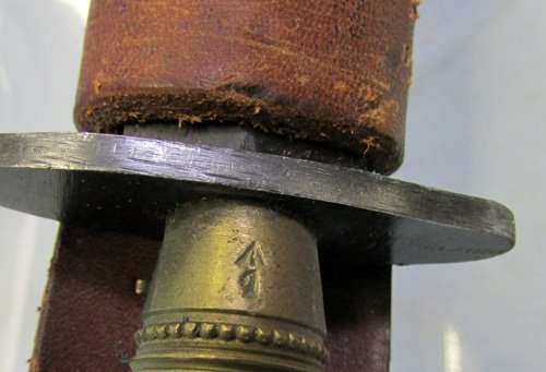  British WWII Fairbairn-Sykes Commando Knife, Bead & Rib, Brass Grip — image 3