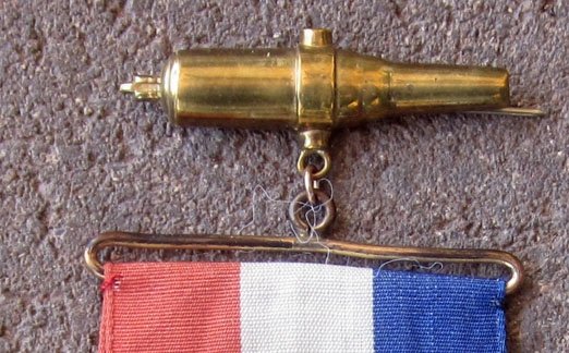 US Post Civil War 1st Division, 2nd Corps Artillery Veteran Badge — image 5