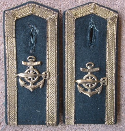 German WWII Kriegsmarine Obermaat Torpedo Technician Shoulder Straps, Pair — image 2