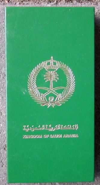 Gulf War, Kingdom of Saudia Arabia, Liberation of Kuwait Medal, Cased — image 3