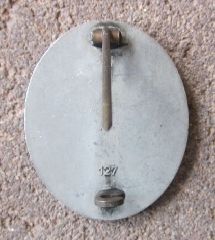 German WWII Silver Wound Badge, Maker 127, Moritz Hausch — image 4