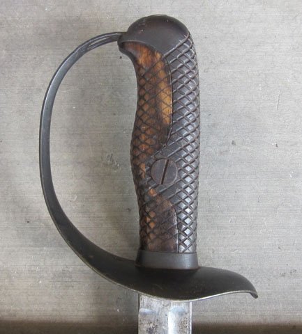 Japanese WWII Type 32 Sword, 'Ko' Model, Matching, Cavalry — image 2