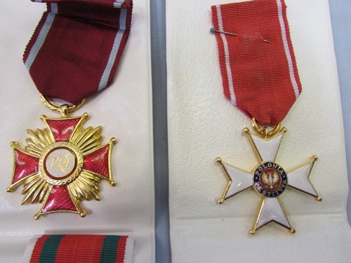  Polish, Post WWII Medal & Document Lot — image 4