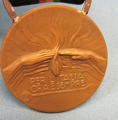  Italian WWII Fascist Medal, Italy, Now and Always — image 4