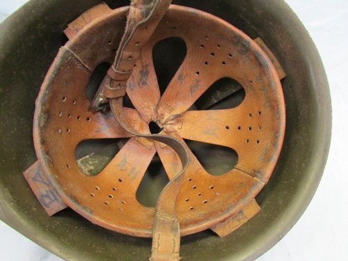  Polish Cold War Era, Wz67 Steel Helmet & Liner — image 5