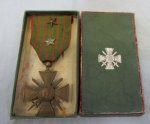 French WWI Croix de Guerre Medal in Original Box, 1914-1917