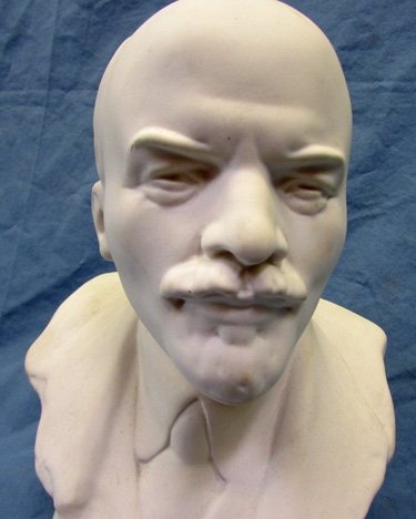  Soviet Cold War Era Ceramic Bust of Lenin — image 3