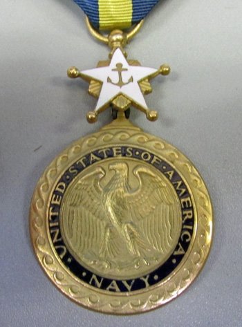  US Cold War Era Navy Distinguished Service Medal — image 3