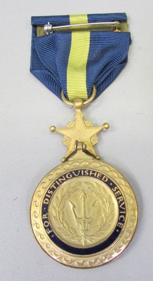  US Cold War Era Navy Distinguished Service Medal — image 4