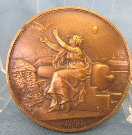  French, Franco-Prussian War Bronze Medal, Pigeon Messengers — image 2