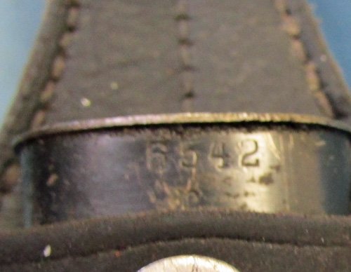  German WWII S84/98 Bayonet & Frog, Matching, J.Sch 1937 — image 3