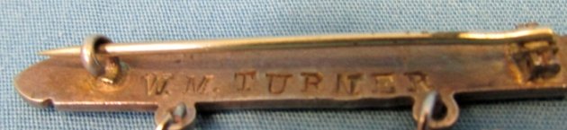  US Pre WWI, 1903 Pattern Expert Rifleman Badge, Crossed Krags, Named — image 4