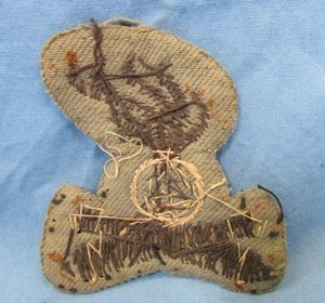  Italian WWII Antiaircraft Artillery Officer Hat Insignia — image 3