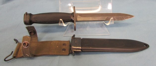  US Cold War Era, German Made M4 Bayonet & Scabbard — image 3