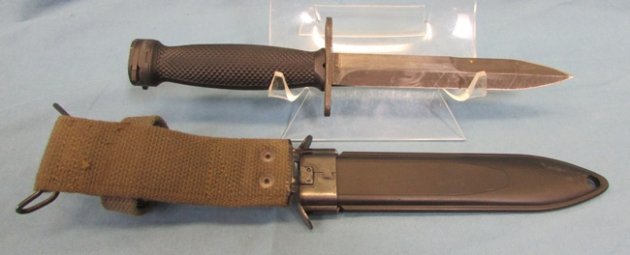  US Cold War Era, German Made M4 Bayonet & Scabbard — image 4
