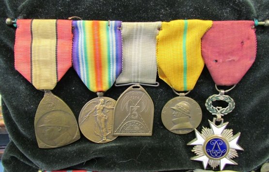  Belgian WWI, Identified, 13 Piece Medal & Photograph Lot — image 5