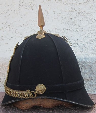 British Edwardian Era, Other Ranks Home Service Helmet, Royal Berkshire Rgt. 1903 — image 5