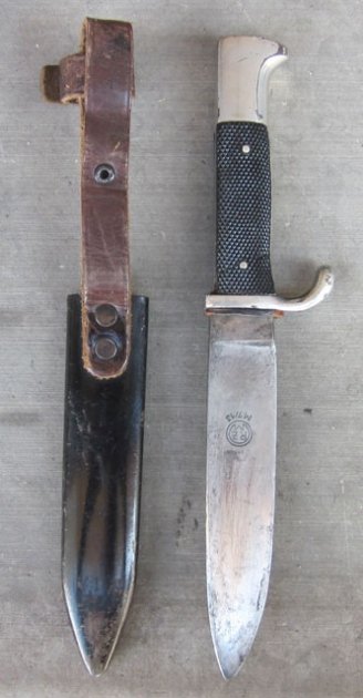 German WWII Hitlerjugend Fahrtenmesser, RZM M7/13, Schuttelhofer Mfg. — image 4