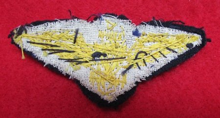 US WWII Navy Pilot Wing, Gold Wire Embroidery On Blue Wool — image 3