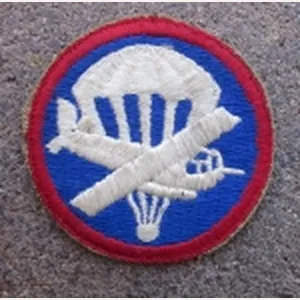 US WWII Army Airborne Officer Hat Insignia