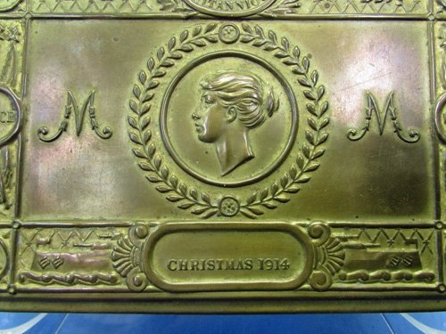  British WWI, Christmas 1914, Princess Mary Gift Tin — image 3