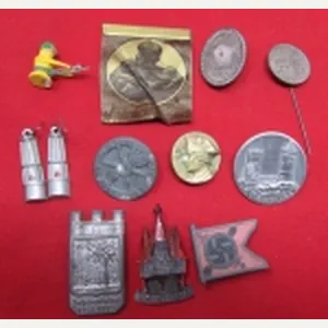 German WWII Tinnie & WHH Lot of 11 Pieces