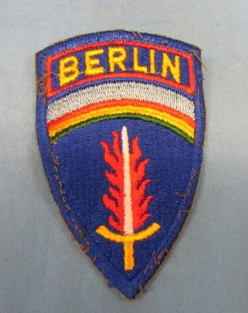  US Cold War US Army Europe Insignia, Berlin Command Tab — image 2