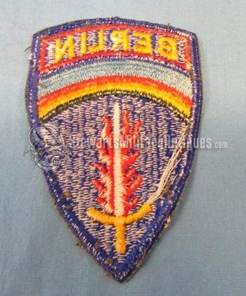  US Cold War US Army Europe Insignia, Berlin Command Tab — image 3