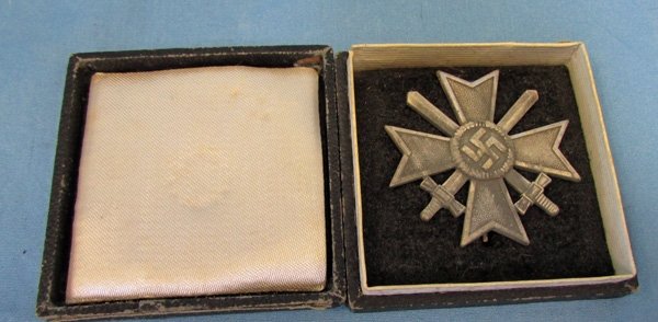  German WWII War Service Cross 1st Class with Swords, Cased, Marked 65 — image 3