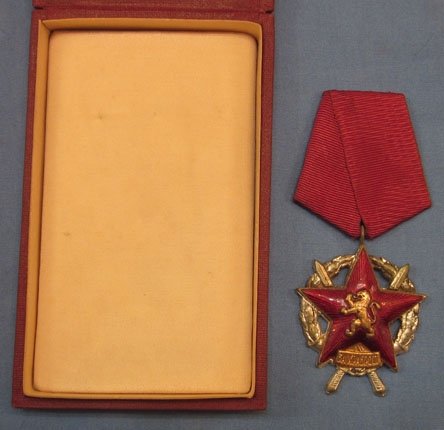 Bulgaria, Cold War Era, Order of Bravery (Military), 2nd Class, Cased — image 5