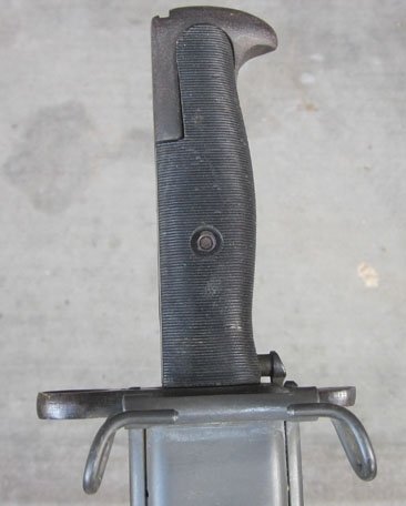 US WWII M1942 Bayonet, UFH 1943, 16 Inch Blade, USN Mk1 Scabbard — image 5