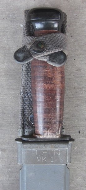 US WWII, USN Mk1 Utility Knife, Camillus Mfg, Plastic Pommel — image 2