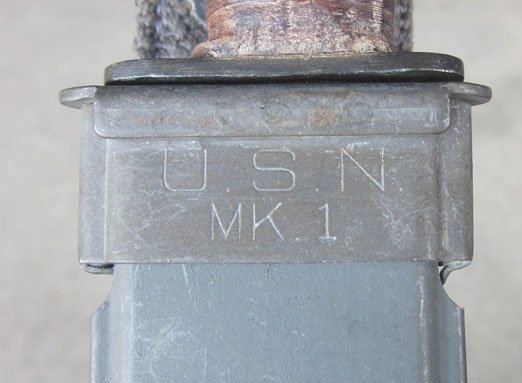 US WWII, USN Mk1 Utility Knife, Camillus Mfg, Plastic Pommel — image 3