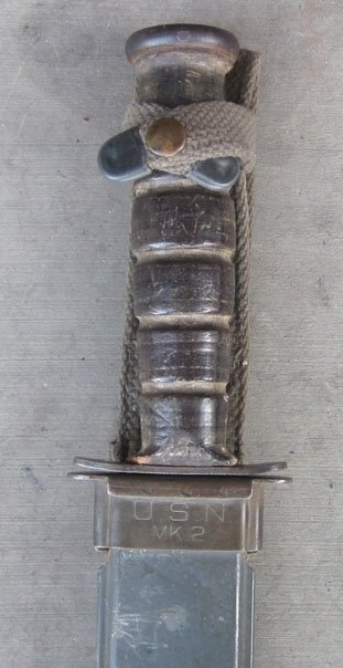 US WWII US Navy Mk2 Utility Knife, Camillus, Plastic Scabbard, Guard Marked — image 2