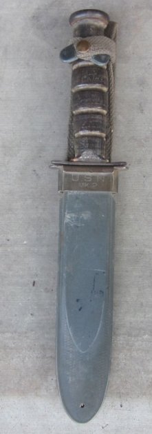 US WWII US Navy Mk2 Utility Knife, Camillus, Plastic Scabbard, Guard Marked — image 3