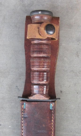 US WWII, USN Mk2 Utility Knife, Camillus, Leather Scabbard — image 2