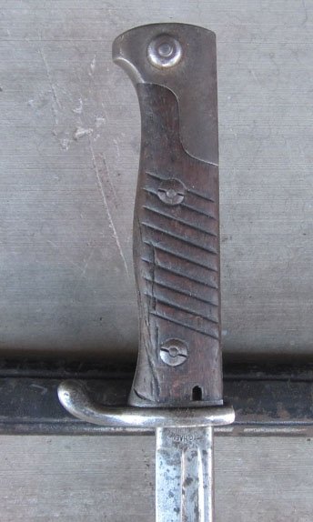 German WWI S98 Bayonet, 06 Blade Date, Unit Marked, Peruvian Contract Scabbard — image 2