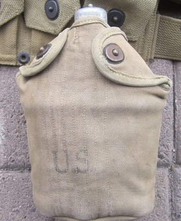 US WWII Army Rifleman Equipment Set, Light OD Canvas — image 3