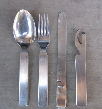 German WWII 4-Piece, Interlocking Mess Utensil Set, T.W.S.41 — image 3