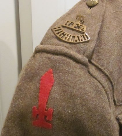 British WWI Identified P07 Enlisted Service Coat & Trio Medals, Highland RFA T — image 4