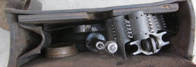 German WWII MG 34 Gunners Kit — image 6