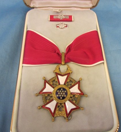  US Cold War Era Legion of Merit Commander Set — image 3