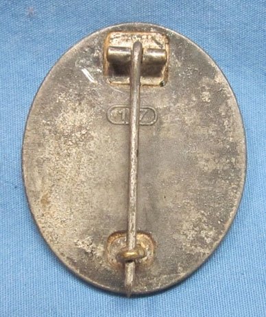 German WWII Silver Wound Badge, Maker Marked 107 — image 3