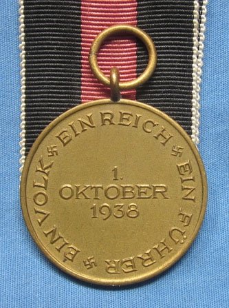 German WWII Czech Occupation Medal, Ribbon & Prague Castle Bar — image 3