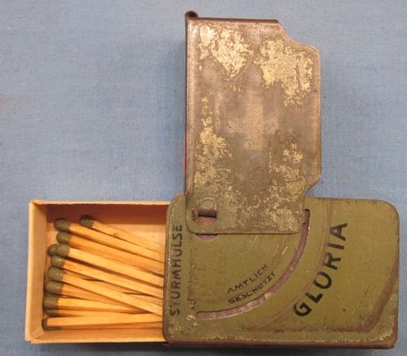 German WWI Folding Match Safe, 'Feldgrau Sturmhulse' — image 7