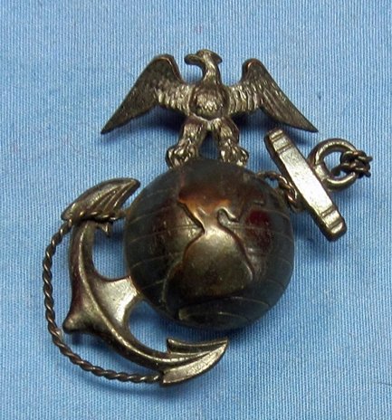 US WWII USMC Officers Service Hat EGA Emblem — image 2