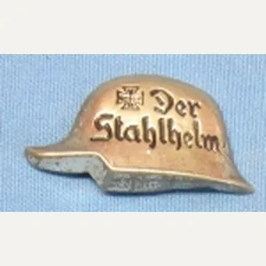 German WWII Der Stahlhelm Membership Badge,