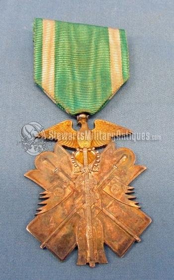  Japanese WWII Order of the Golden Kite 7th Class — image 2