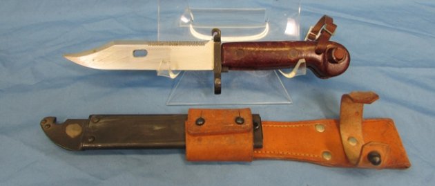  Warsaw Pact, Cold War Era, AK-47 Bayonet, Matching KE1574 — image 3